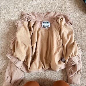 Walter Baker linen bomber